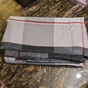 Amazon Essentials Gray and Red Plaid Tablecloth